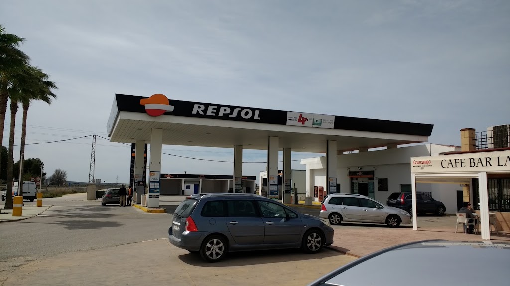 Estacion de Servicio Repsol — Surtidor de combustible