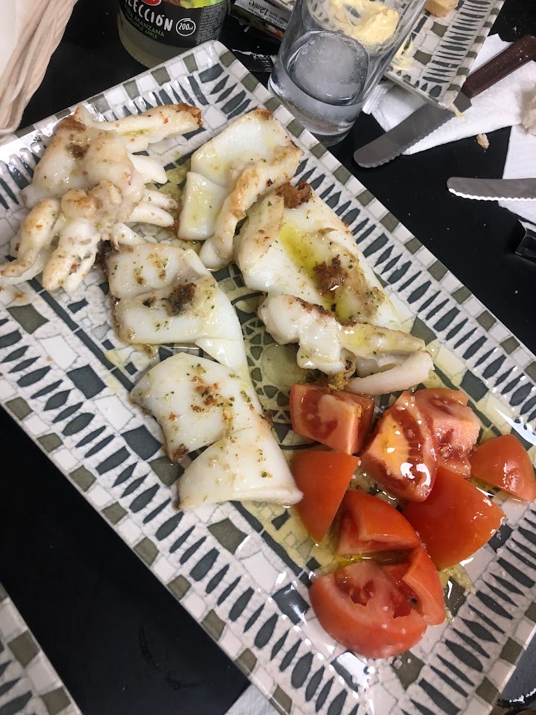 Bar Santa Ursula — Comida y bebida
