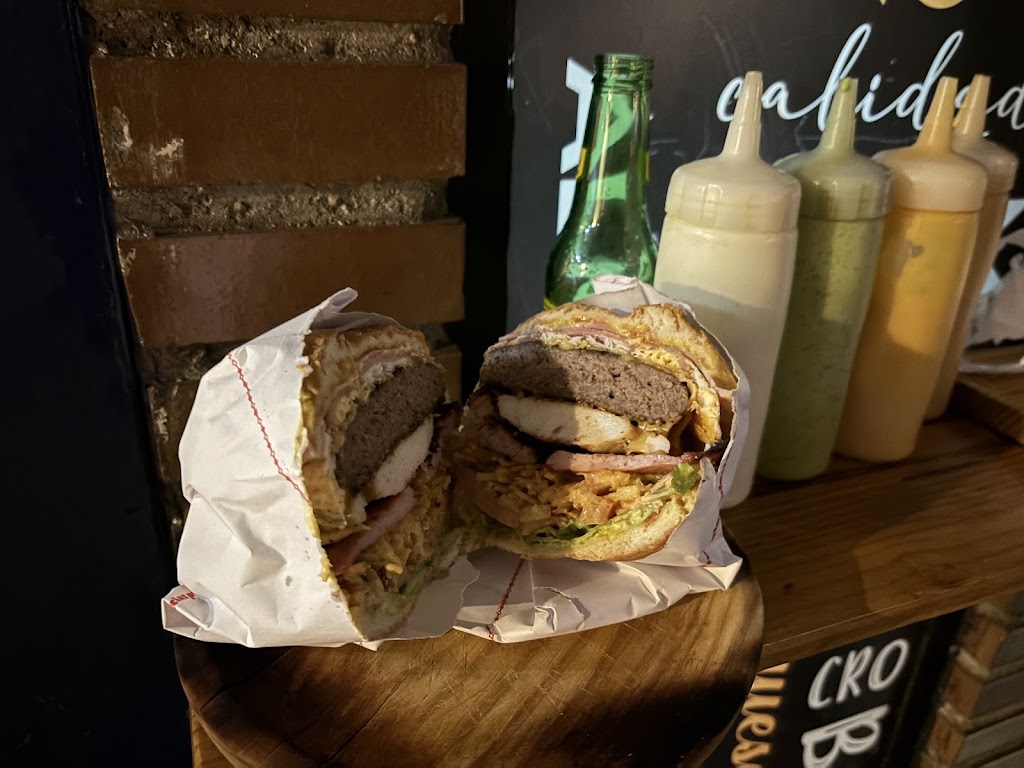 Pa q'Moncho Gastrobar — Comida y bebida