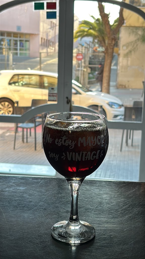 Ampycoffee&bar — Comida y bebida