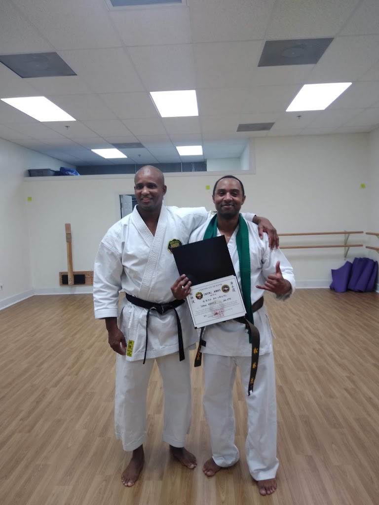  Laveen Karate