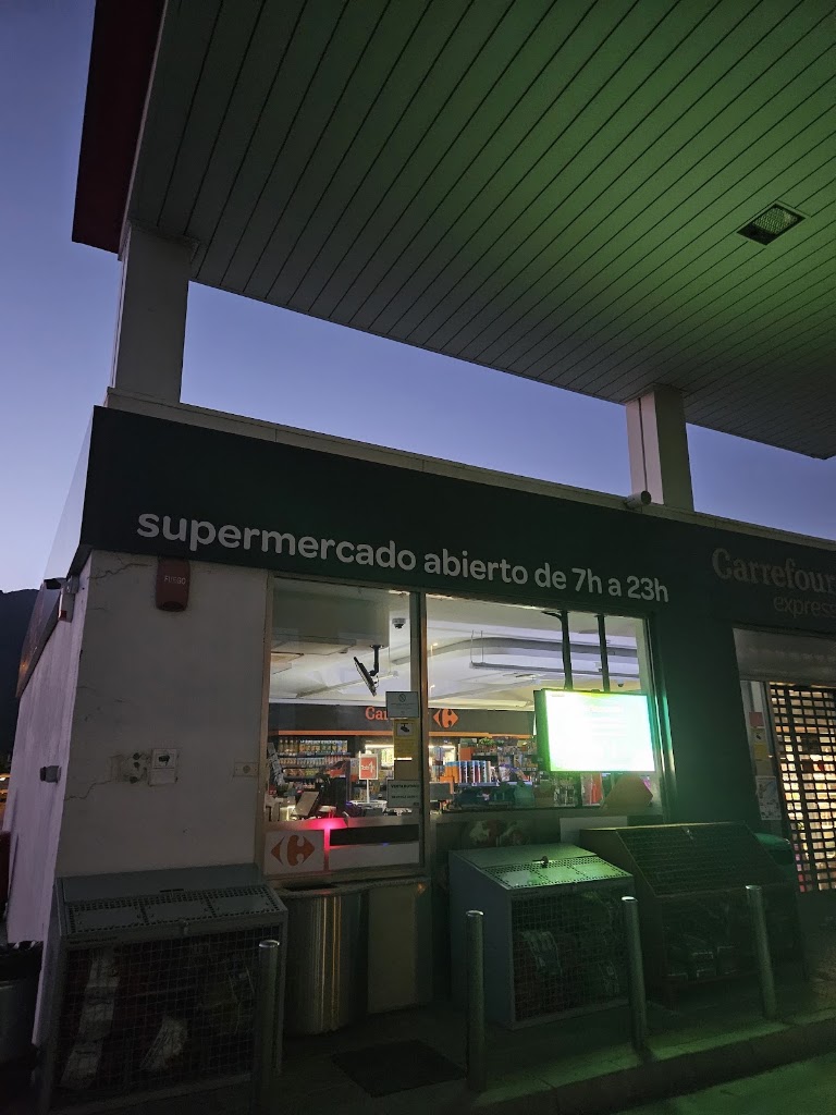Estacion de servicio Cepsa — Exterior