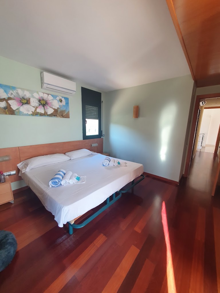 Catalunya Casas: Villa Montbui