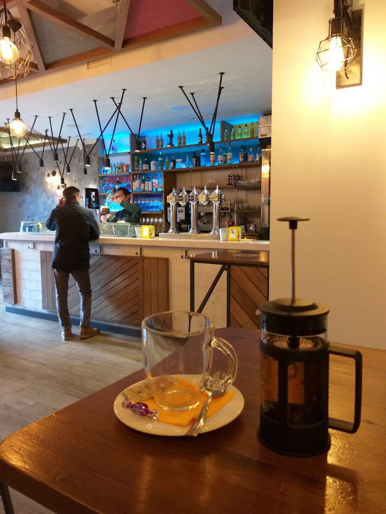 Suite Cafe — Comida y bebida