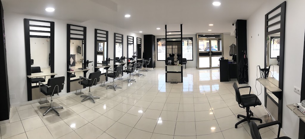 Academia de peluqueria Ramos — Del propietario