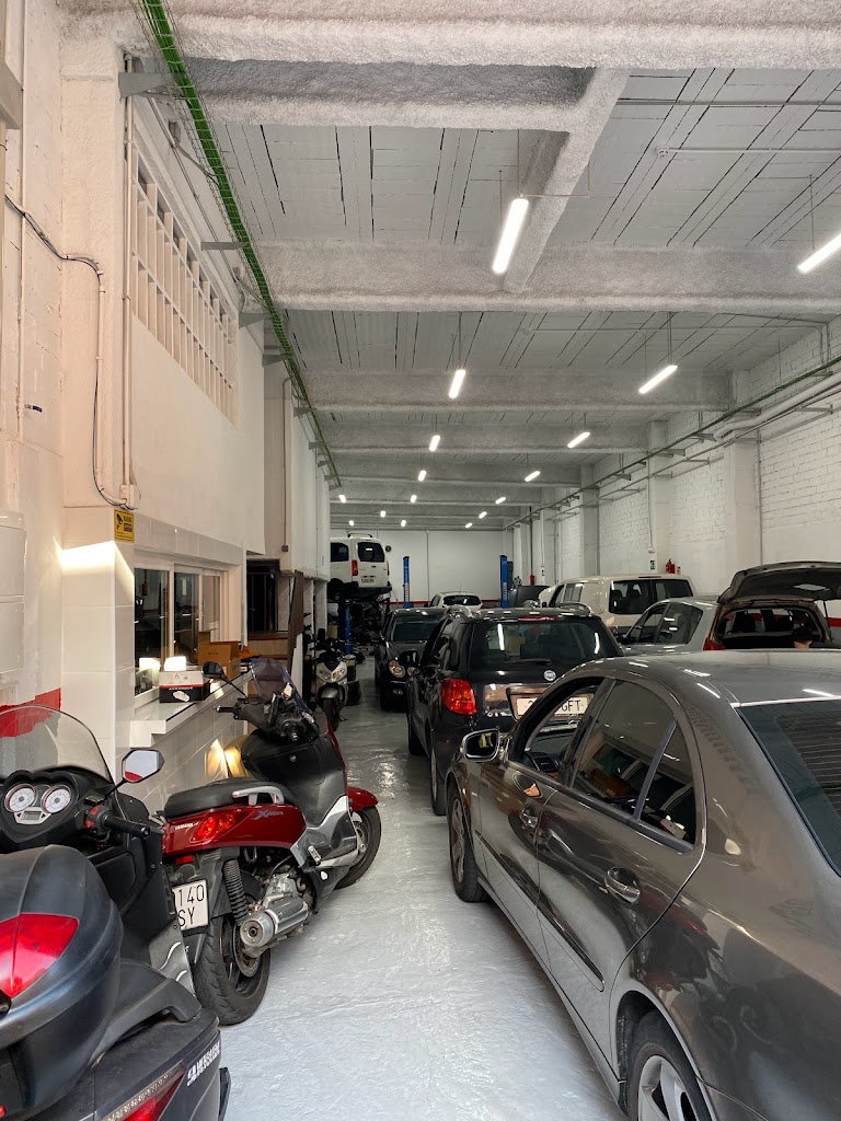 TALLER AUTO CHIP SABADELL