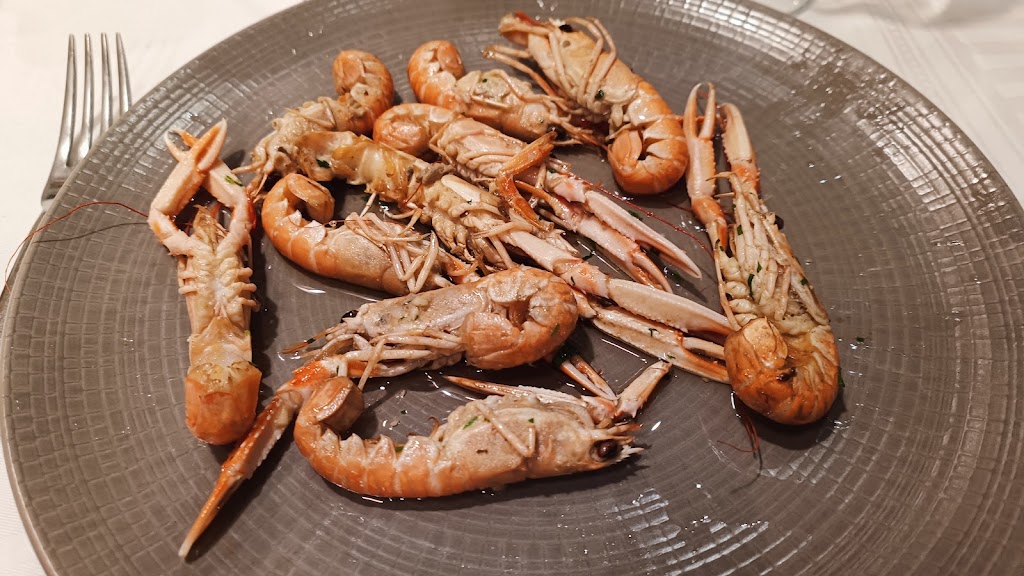 cafeteria restaurant nit i dia — Scampi