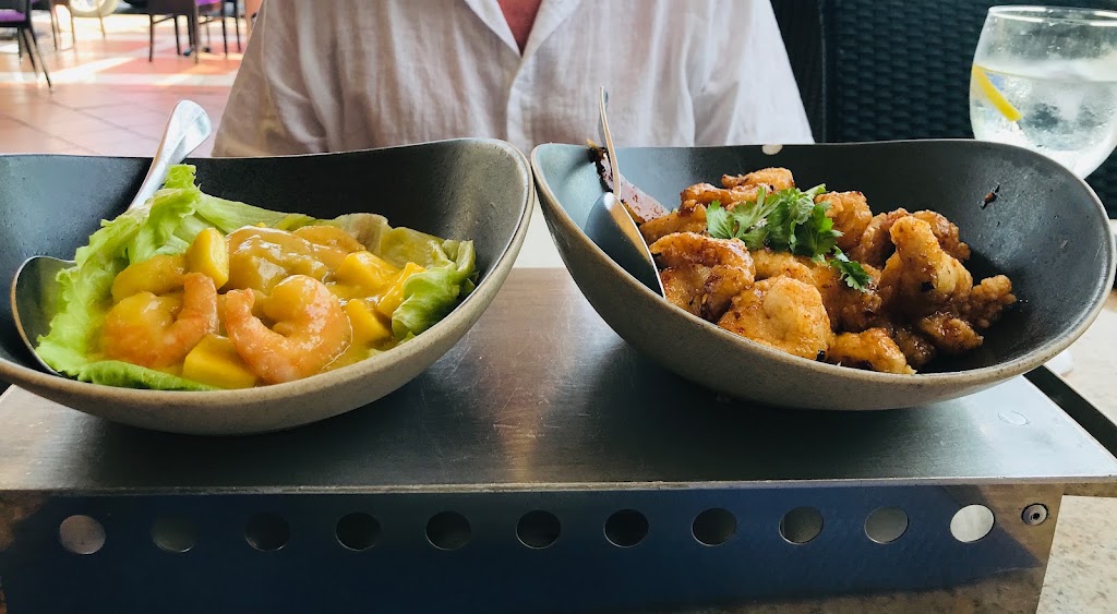 Thapa Thai — Comida y bebida