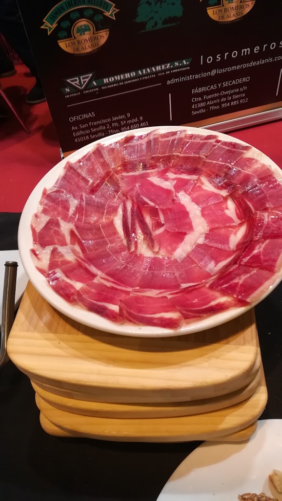 Bar AYALA — Comida y bebida