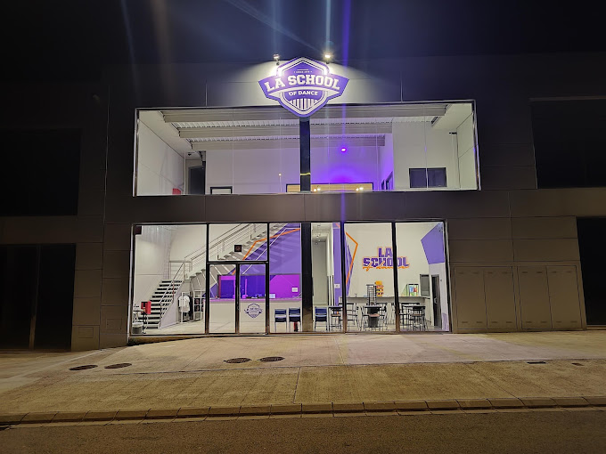 La School of Dance(tm) - Escuela de danza urbana