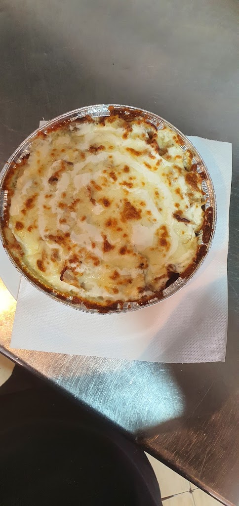 Saqi kebab pizzeria — Comida y bebida