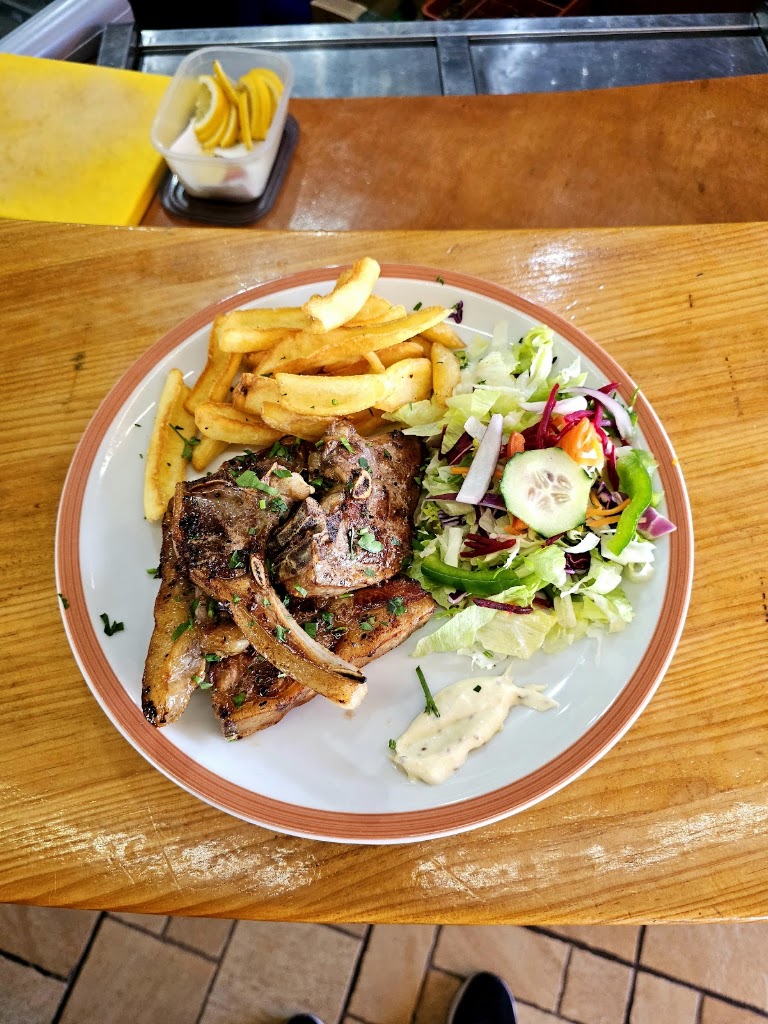 Restaurante Fresco — Comida y bebida