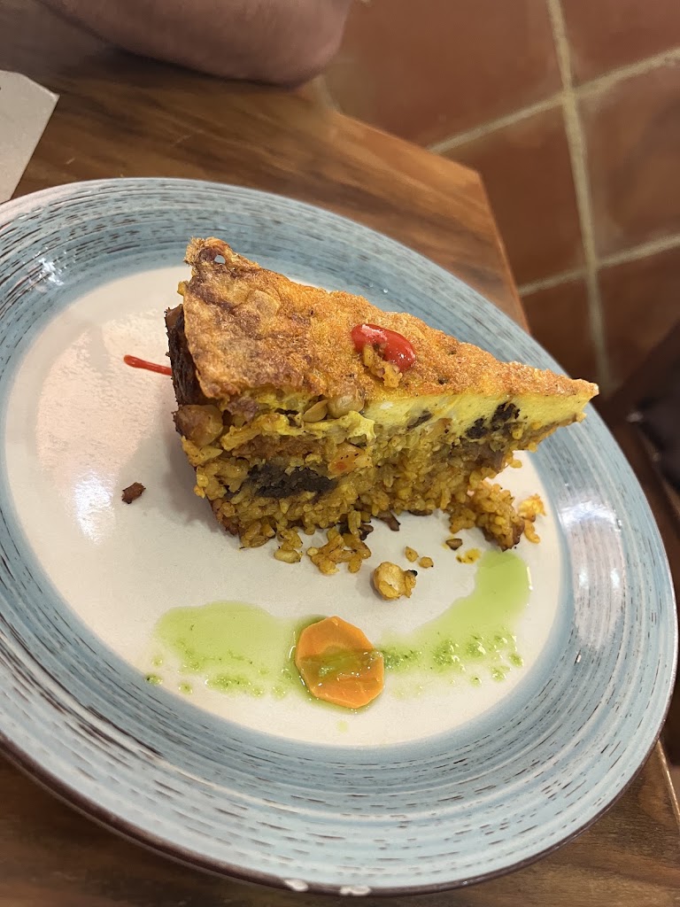 Restaurante Vegetariano Quinoa — Comida y bebida