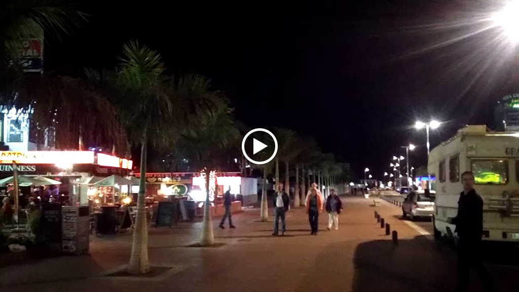 Aguila Roja Centro Comercial — Videos