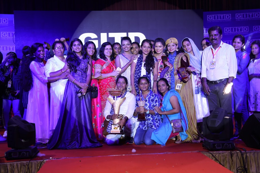 Gitd Fashion Design Beautician Cosmetology College Ottapalam