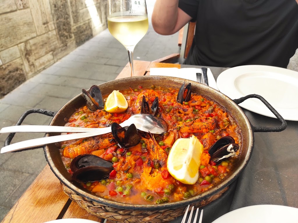 El Trull de Roses — Paella