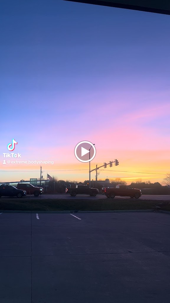  Farrell's eXtreme Bodyshaping - FXB Omaha 180th & Q