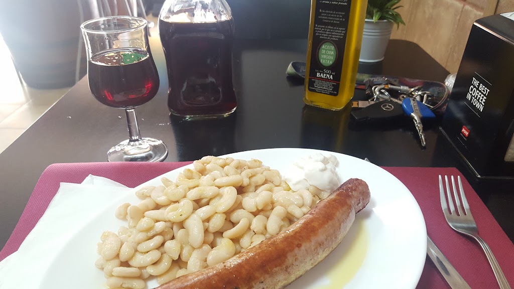 Bar Miriam — Comida y bebida