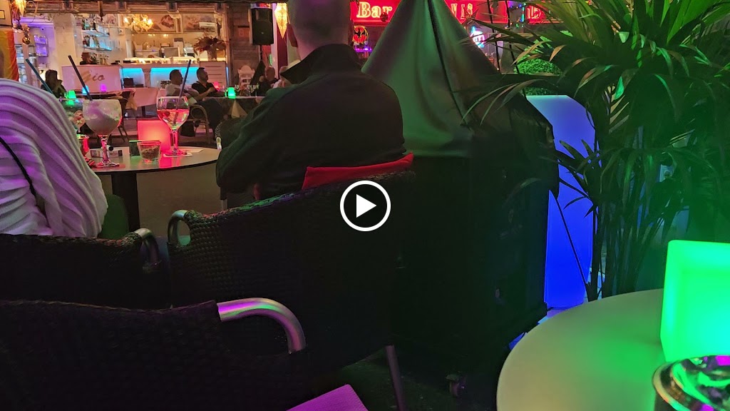 Gran Cafe Latino — Ambiente