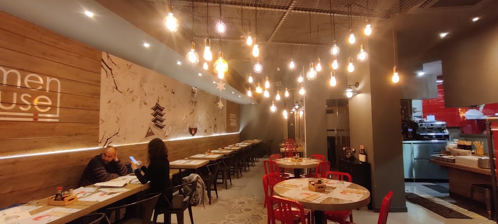 Restaurant Ramen House — Ambiente