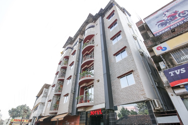 Hotel Shifa Manor