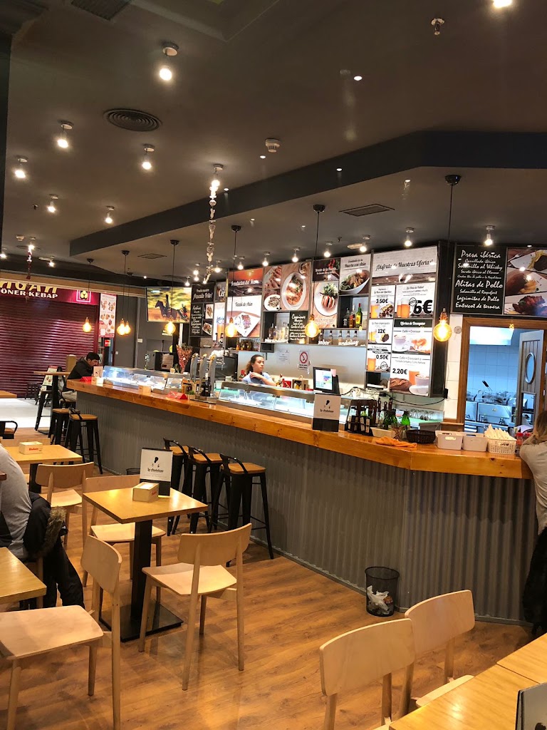 La Andaluza — Ambiente