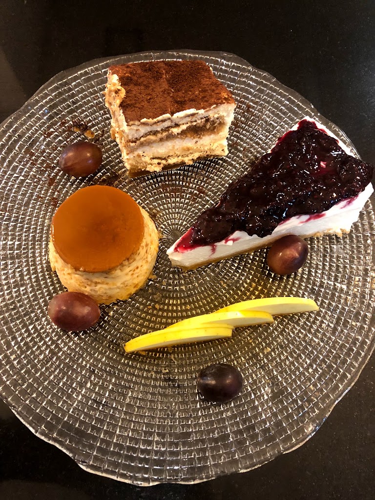 Carambola restaurante — Comida y bebida
