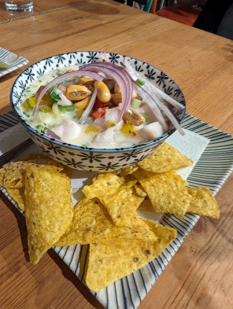 La Bodega Ibiza — Comida y bebida