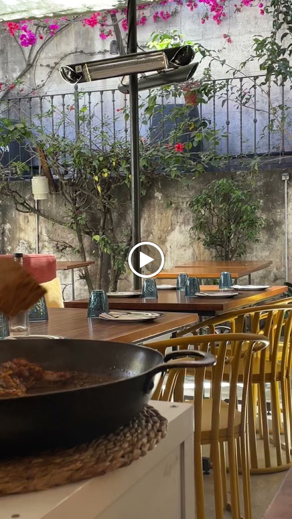 Restaurante EntreBotas — Ambiente