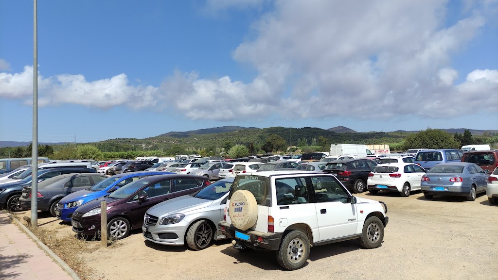 Aparcamiento Tierra Gratuito