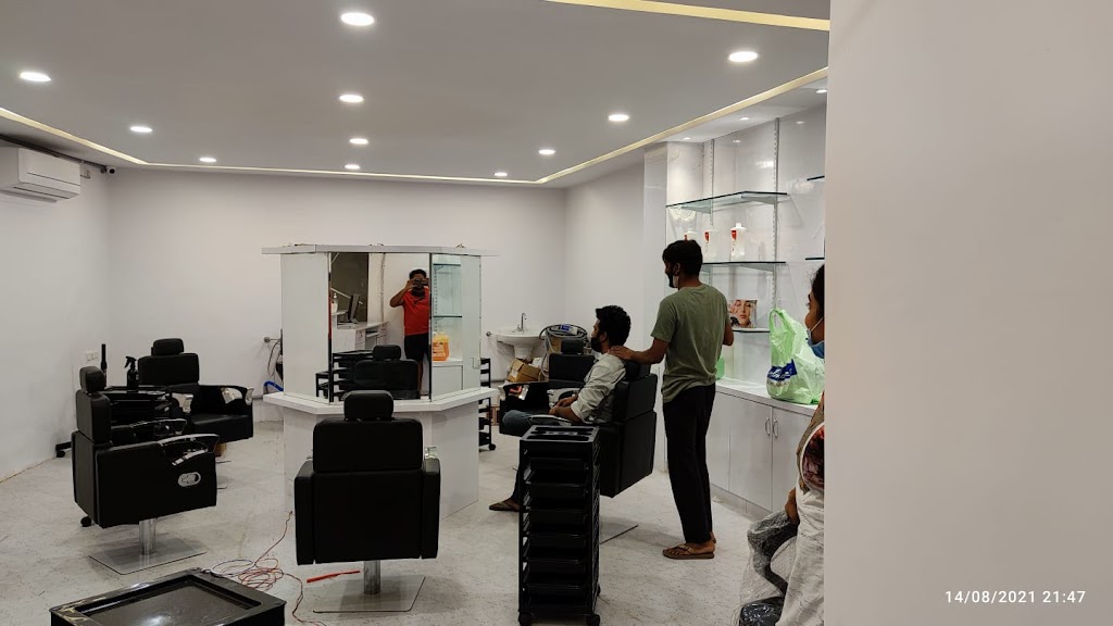 Studio 18 Women Hair Beauty Salon