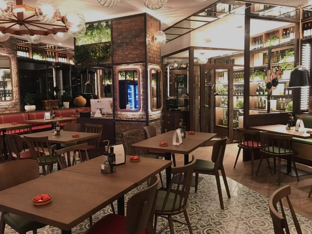Restaurant Braseria La Flama de La Bolera — Ambiente