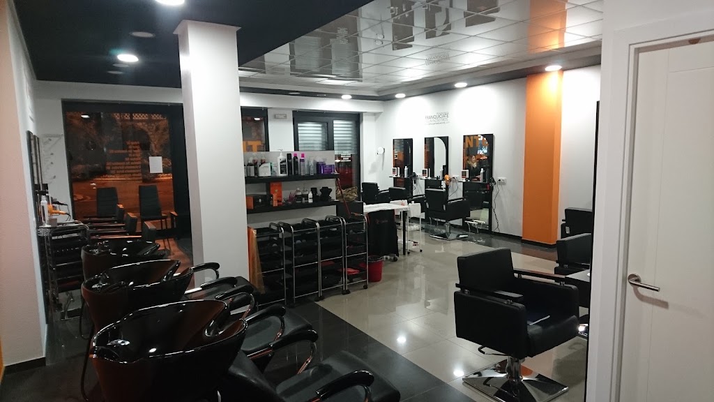 Peluquerias Low Cost Portugalete — Interior