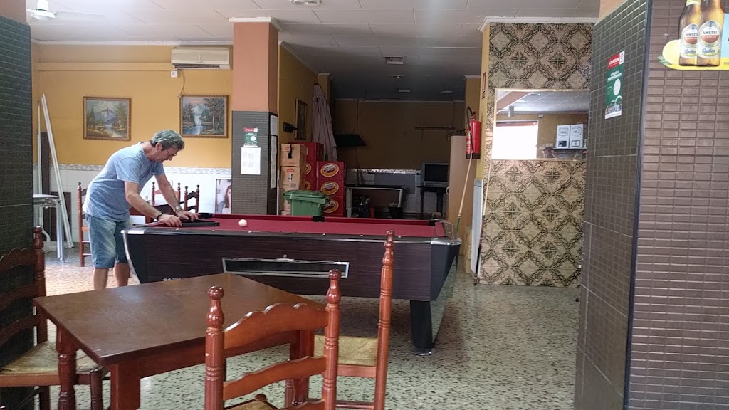 Cafe Bar Ula Ula — Ambiente