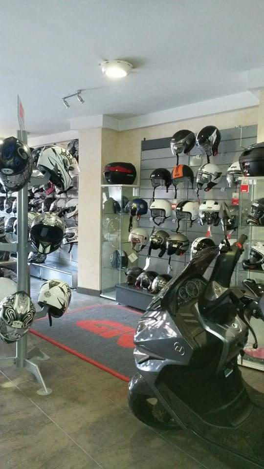 MasKeMotos -sabadell-TALLER -SYM-MACBOR-DAELIM-HYOSUNG-MULTIMARCA — Del propietario