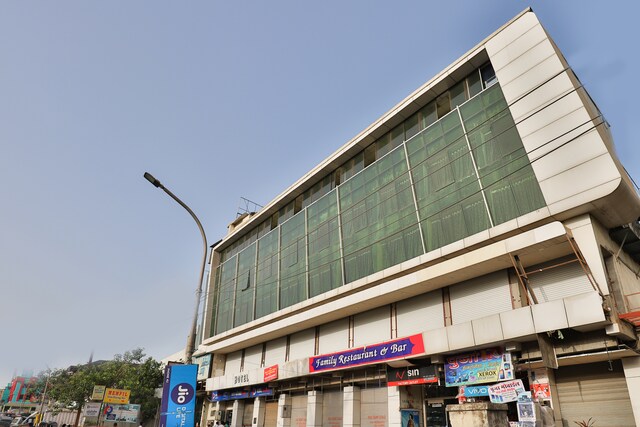 Hotel O Lotus Residency