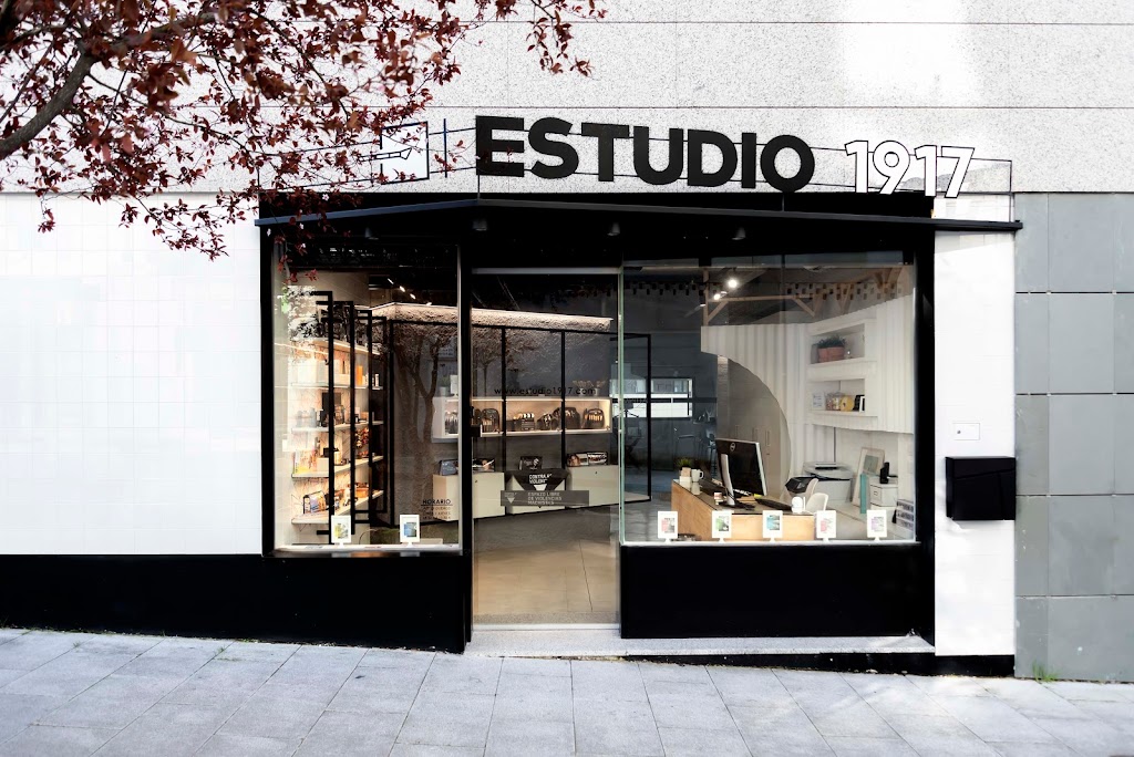 Estudio 1917 Estudio, tienda y escuela de maquillaje profesional by Sabela Makeup