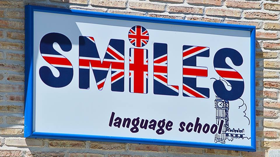 Smiles Language School