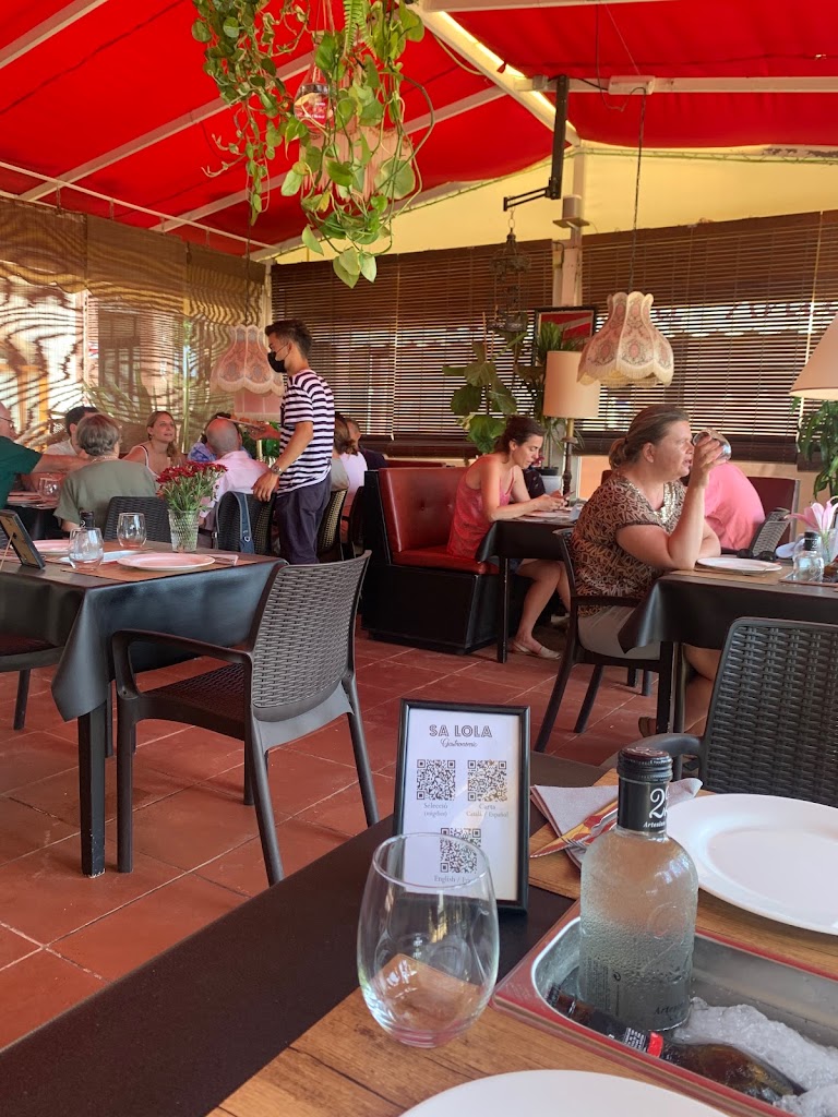 Sa Lola — Ambiente
