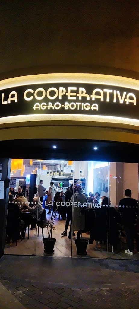La Cooperativa Agro-botiga — Del propietario