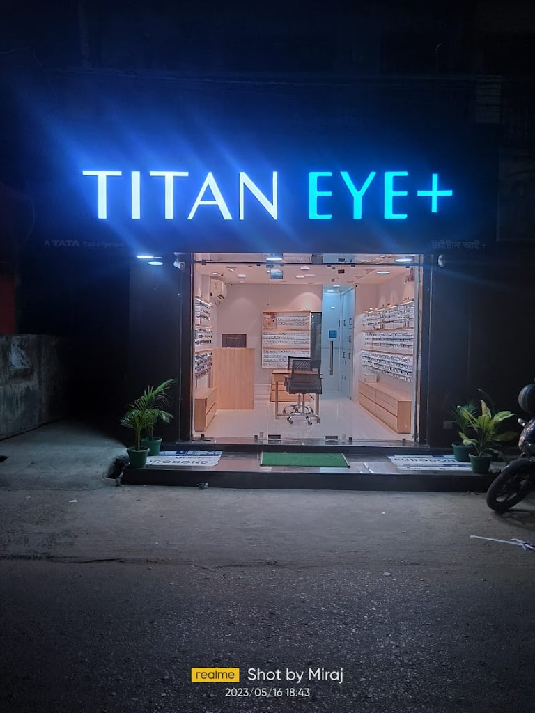 Titan Eye At Rabindra Avenue Malda