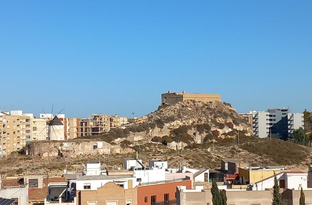 Castillo del Monte Sacro