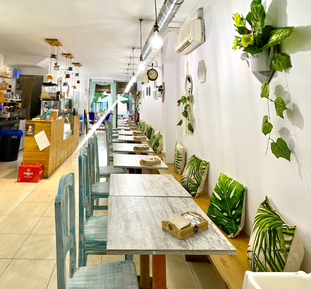 Mi Tacita Cafe — Ambiente
