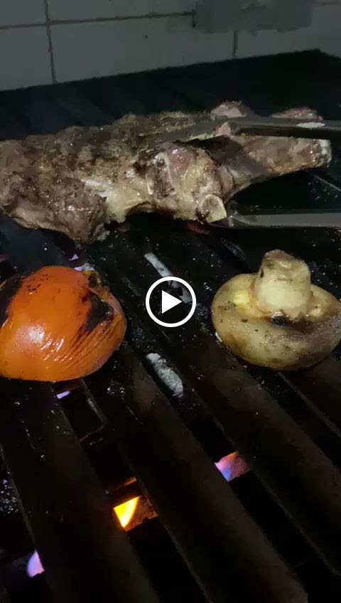 Restaurante La Peatonal Europea — Videos
