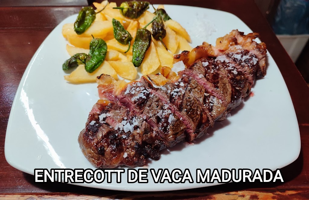 Meson Taperia TXOKO — Comida y bebida