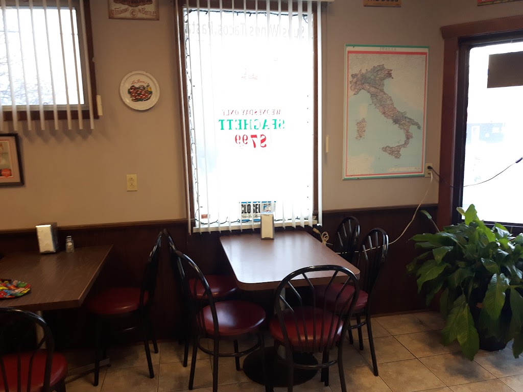 Central Pizza in Fort Erie