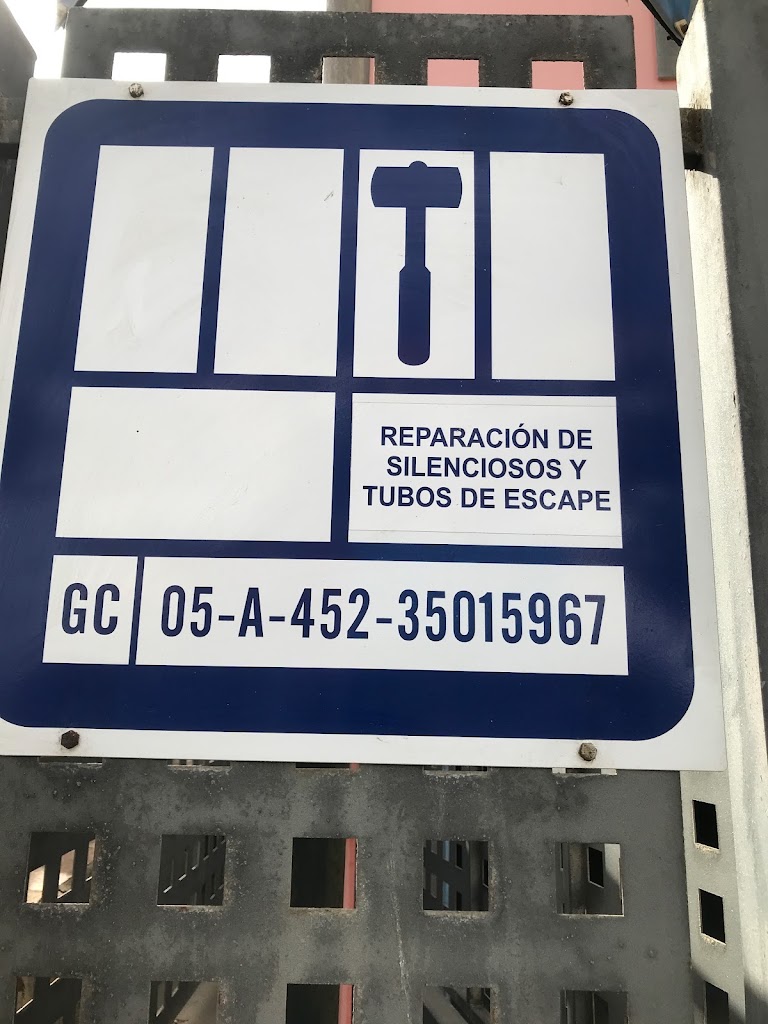 Silenciosos Los Guanches — Del propietario