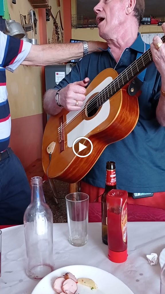 Bodegon La Alcaldia — Videos