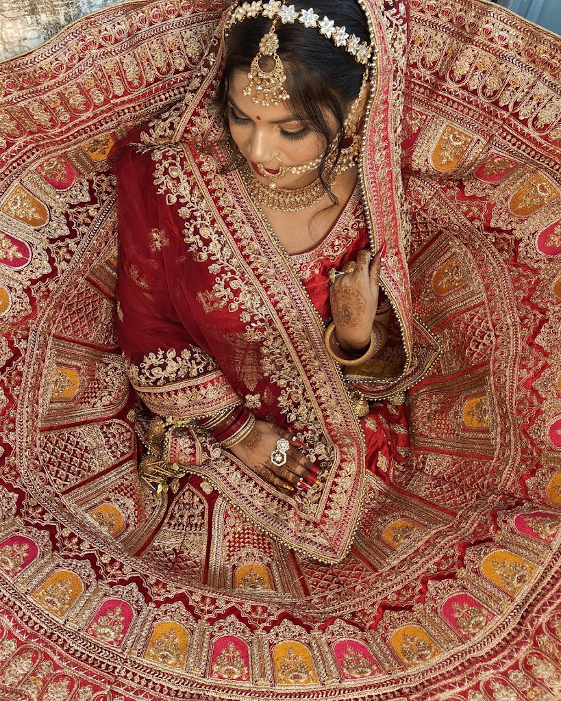 Glamup By Mansi Maheshwari