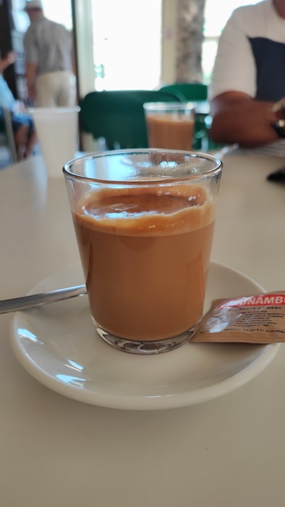 Cerveceria - Cafeteria Oasis — Cafe